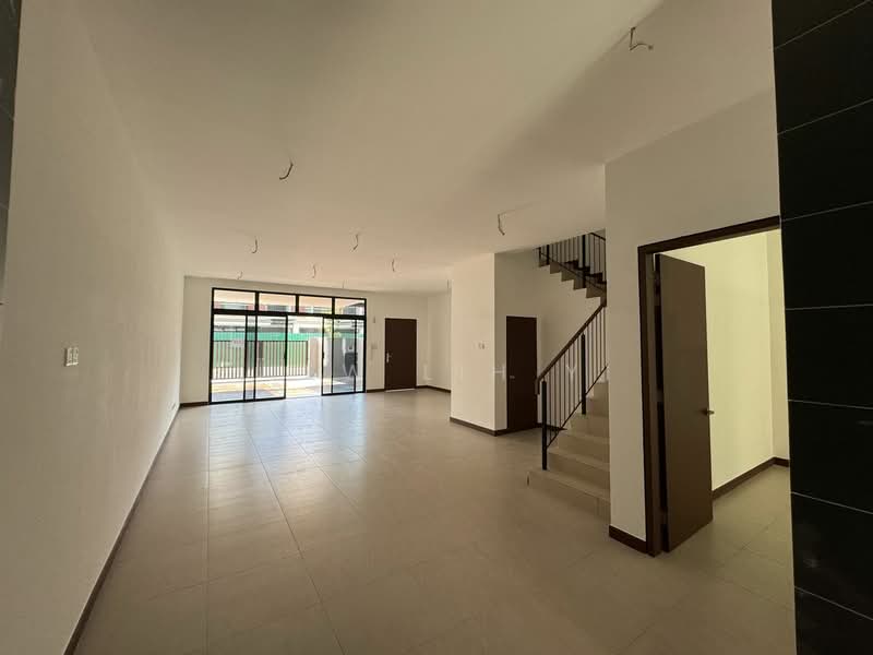 2-storey Terraced House for Sale in Puteri Harbour (Iskandar Puteri (Nusajaya)) - Liew Lih Yi - Living Room - PropertyGuru.com.my
