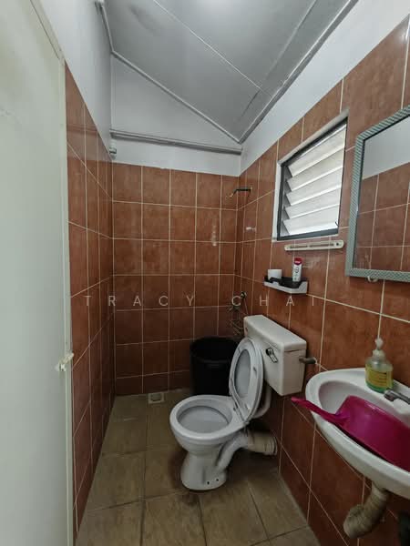 Taman Sri Sinar untuk Untuk Dijual - RM 480,000, Mac 2026 - Bathroom - PropertyGuru.com.my