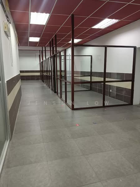 Office for Rent in Rawang (Selangor) - Jenson Low - Corridor - PropertyGuru.com.my