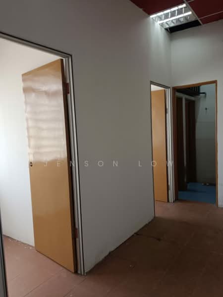 Office for Rent in Rawang (Selangor) - Jenson Low - Interior - PropertyGuru.com.my