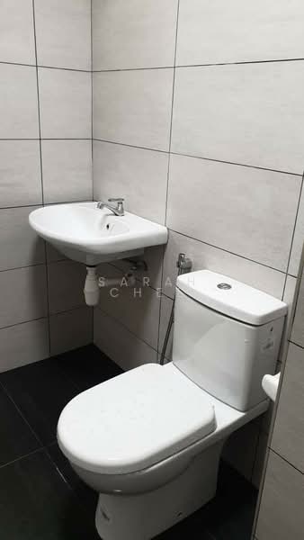 Servis Apartment untuk Disewa di Residensi Rimbun @ Canopy Hills - Sarah Chee - Bathroom - PropertyGuru.com.my