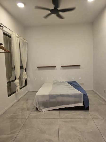 For Rent - The WaterEdge (Pinggiran Air)