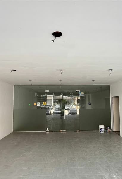 Shop / Office for Rent in Taman Molek (Johor Bahru) - Nelson Lim - Entrance - PropertyGuru.com.my