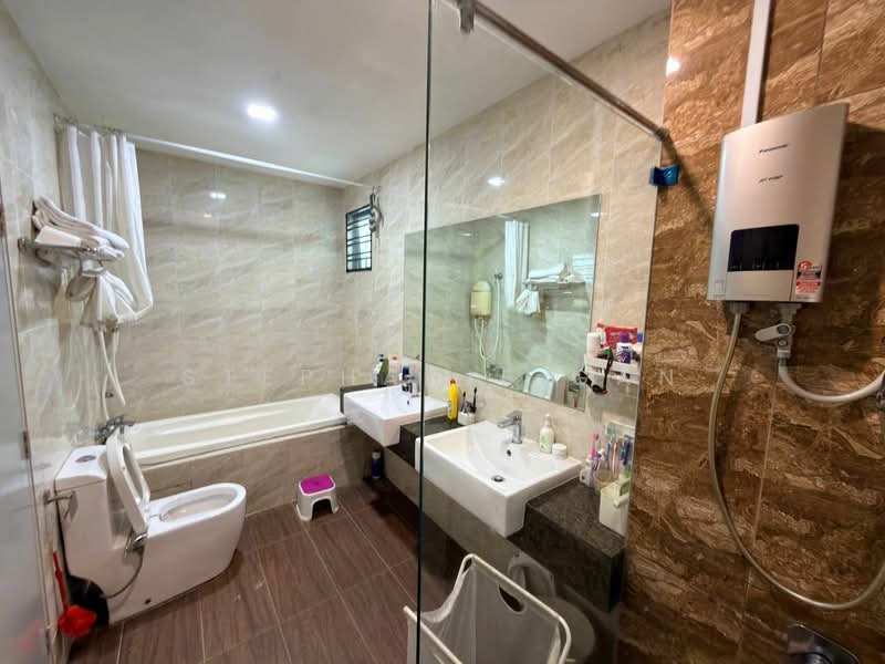 Condominium for Sale at Laguna Heights (Bukit Laguna) - Stephanie Gan - Bathroom - PropertyGuru.com.my