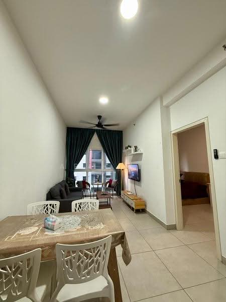 Kediaman Servis untuk Disewa di Residensi Rimbun @ Canopy Hills - Sarah Chee - Living Room - PropertyGuru.com.my