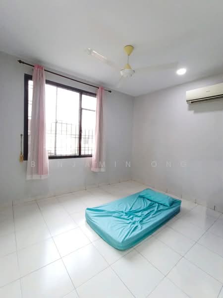 2-storey Terraced House for Sale in Taman Sri Pulai Perdana (Skudai) - Benjamin Ong - Bedroom - PropertyGuru.com.my