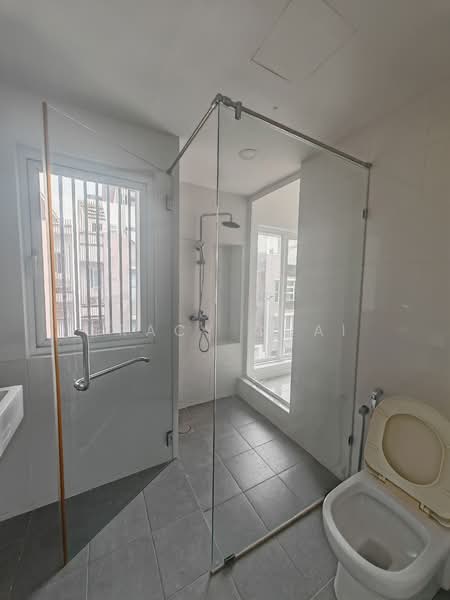 Canary Residence untuk Untuk Dijual - RM 1,200,000, Mac 2026 - Bathroom - PropertyGuru.com.my