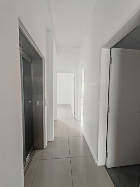 Canary Residence untuk Untuk Dijual - RM 1,200,000, Mac 2026 - Corridor - PropertyGuru.com.my