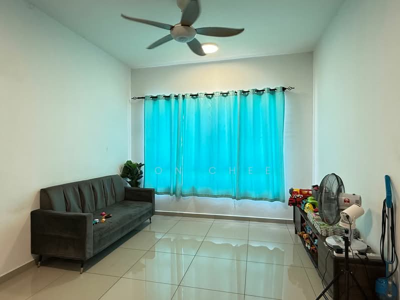 Condominium for Sale at The Edge Residence - Vyon Chee - Living Room - PropertyGuru.com.my