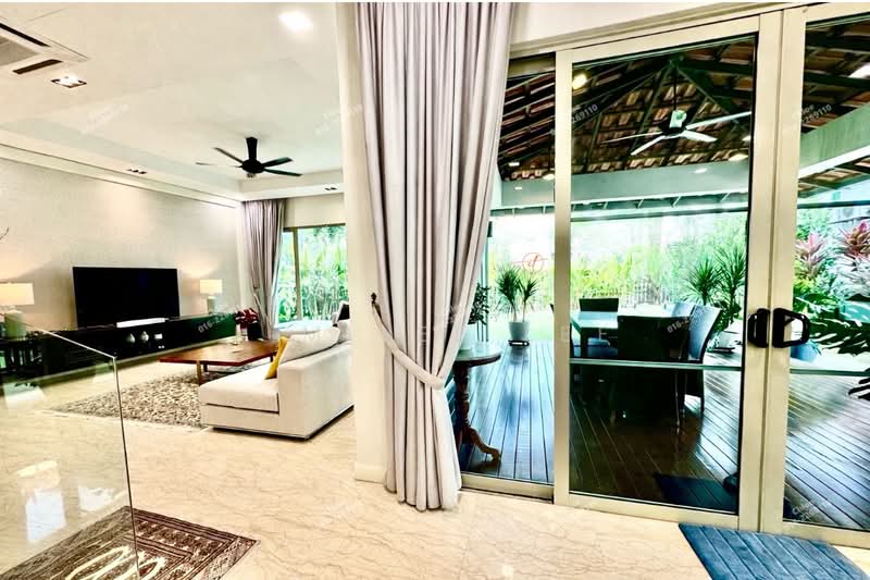 Bungalow for Sale in Setia Eco Park (Setia Alam) - Lim Lee Lee - Living Room - PropertyGuru.com.my