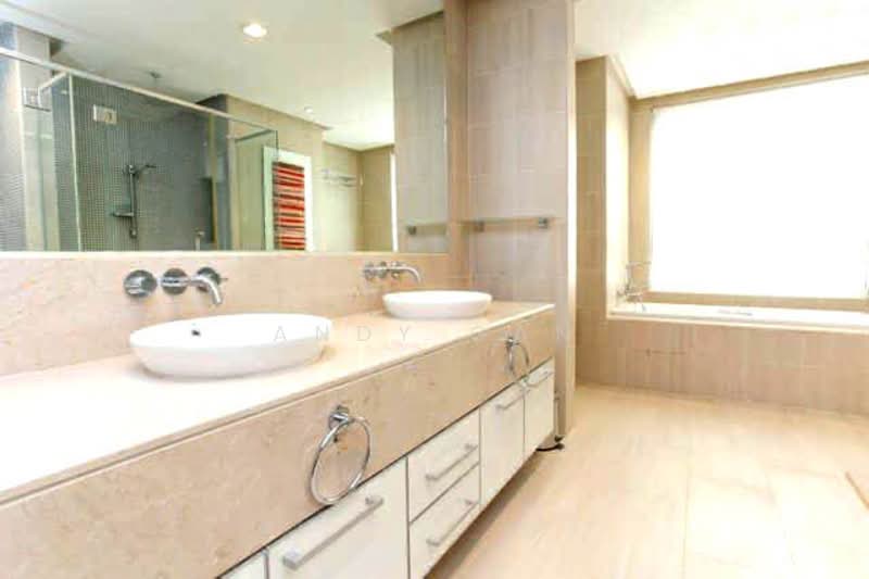 The Capsquare Residences untuk Untuk Disewa - RM 6,200 /bulan, Mac 2026 - Bathroom - PropertyGuru.com.my