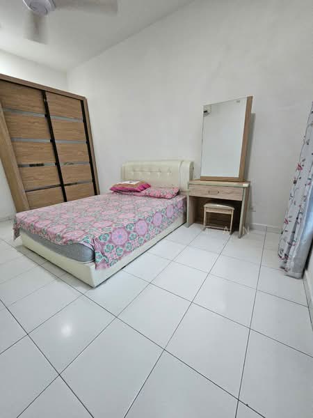 The Golden Triangle Condominium untuk Untuk Disewa - RM 1,850 /bulan, Apr 2026 - Bedroom - PropertyGuru.com.my