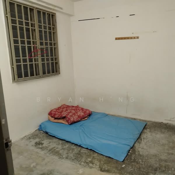 Apartment for Sale at Taman Alor Vista - Bryan H'ng - Bedroom - PropertyGuru.com.my