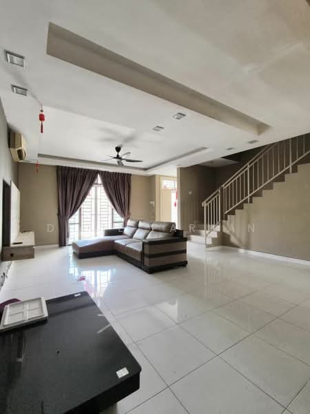Rumah Teres 2 Tingkat untuk Dijual di Bandar Dato Onn (Tebrau) - DIDIE FARHAN - Living Room - PropertyGuru.com.my