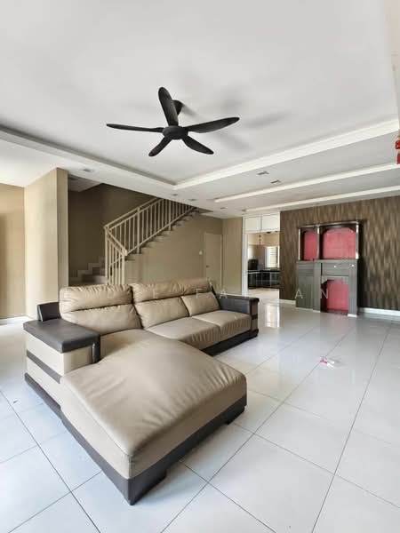 Rumah Teres 2 Tingkat untuk Dijual di Bandar Dato Onn (Tebrau) - DIDIE FARHAN - Living Room - PropertyGuru.com.my