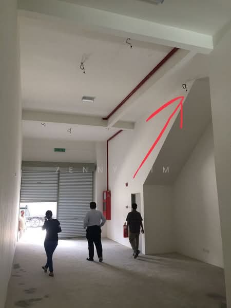 Shop / Office for Sale in Jalan Pudu (KL City Centre) - Zenny Lim - Entrance - PropertyGuru.com.my