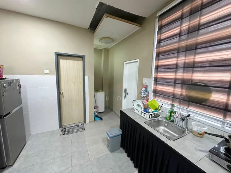 2-storey Terraced House for Sale in Taman Nusa Sentral (Iskandar Puteri (Nusajaya)) - Chuan Hong Kee - Kitchen - PropertyGuru.com.my