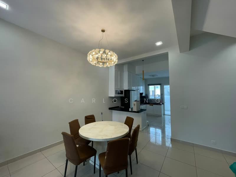 2.5-storey Terraced House for Rent in Sepang (Selangor) - Carlos Ng - Dining Room - PropertyGuru.com.my