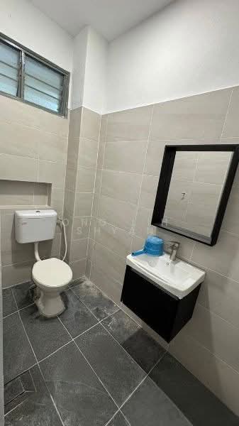 2-storey Terraced House for Sale in Taman Perling (Perling) - Ong Lih Shyan - Bathroom - PropertyGuru.com.my