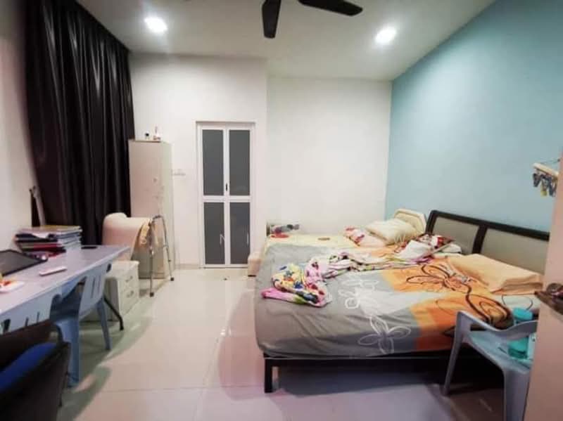 2-storey Terraced House for Sale in Taman Putra Prima (Puchong) - Shanice Low - Bedroom - PropertyGuru.com.my