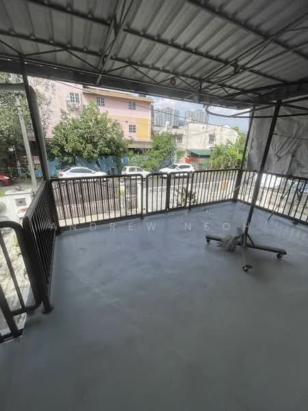 Townhouse for Rent in Bukit Gasing (Petaling Jaya) - Andrew Neoh - Balcony - PropertyGuru.com.my