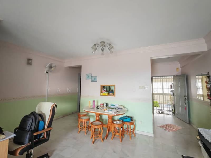 Apartment for Sale at Seri Puri - Yanis Cheong - Living Room - PropertyGuru.com.my