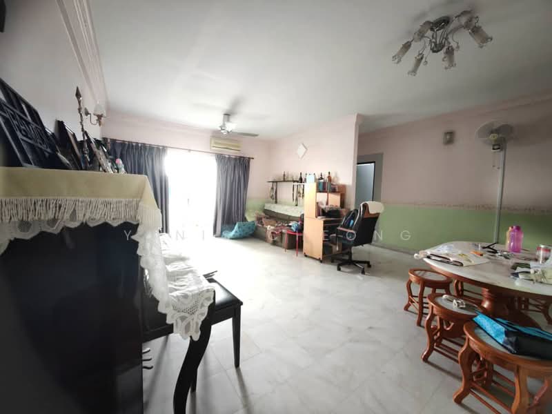 Apartment for Sale at Seri Puri - Yanis Cheong - Living Room - PropertyGuru.com.my