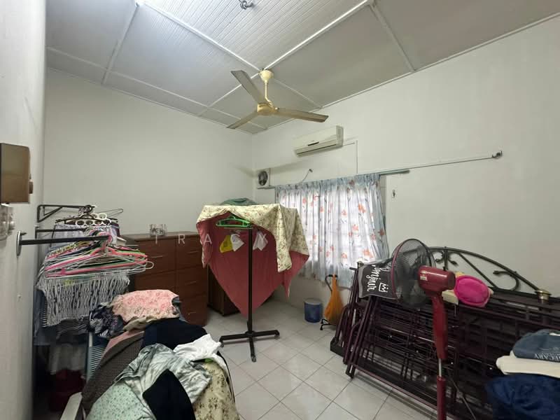 Bungalow Land for Sale in Kampung Ampang Campuran (Ampang) - Tracy Chai - Bedroom - PropertyGuru.com.my