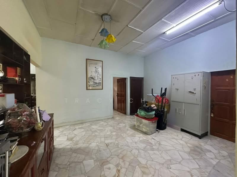 Bungalow Land for Sale in Kampung Ampang Campuran (Ampang) - Tracy Chai - Living Room - PropertyGuru.com.my
