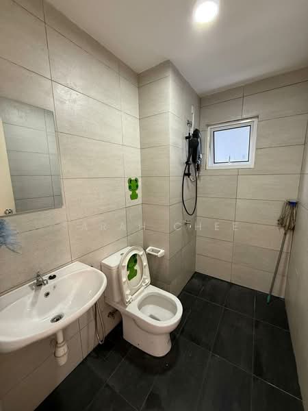 Service Residence for Rent at Residensi Rimbun @ Canopy Hills - Sarah Chee - Bathroom - PropertyGuru.com.my