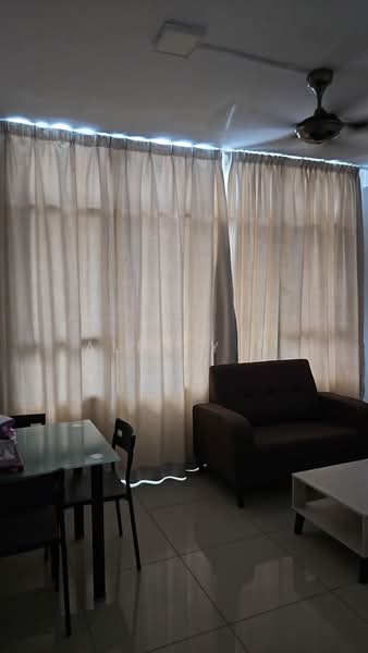 Centrestage Designer Suite untuk Untuk Disewa - RM 1,700 /bulan, Mac 2026 - Living Room - PropertyGuru.com.my