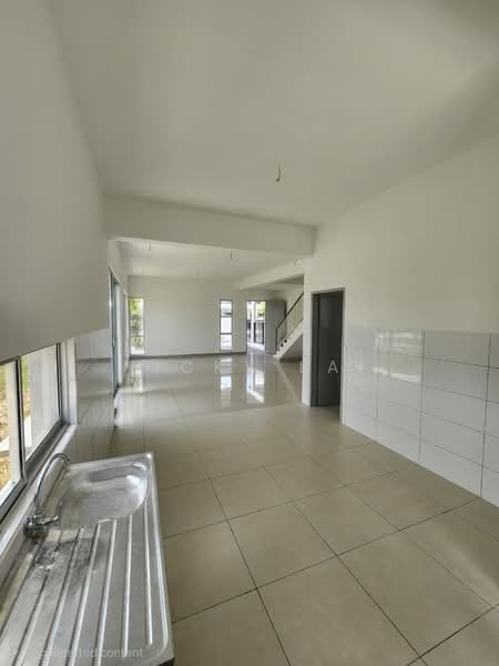 2-storey Terraced House for Sale in Amverton Hills (Sungai Buloh) - Nicky Lai - Interior - PropertyGuru.com.my
