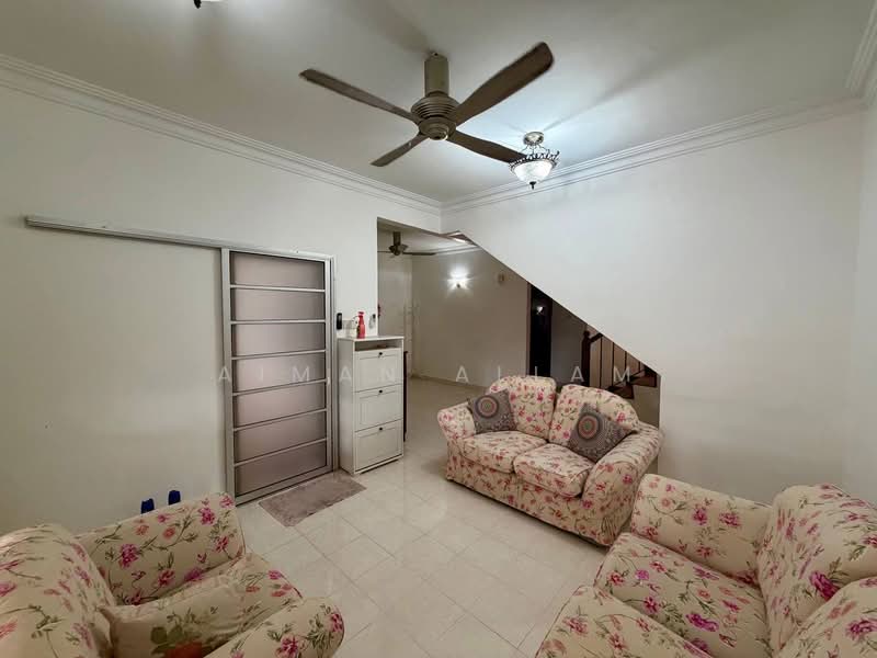 Rumah Teres 2 Tingkat untuk Dijual di Bandar Baru Bangi (Selangor) - Aiman Allam - Living Room - PropertyGuru.com.my