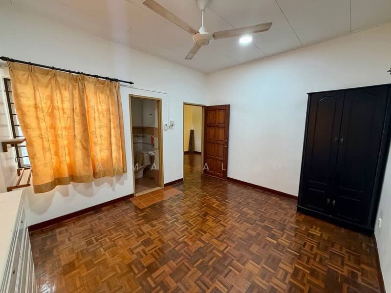 Rumah Teres 2 Tingkat untuk Dijual di Bandar Baru Bangi (Selangor) - Aiman Allam - Bedroom - PropertyGuru.com.my