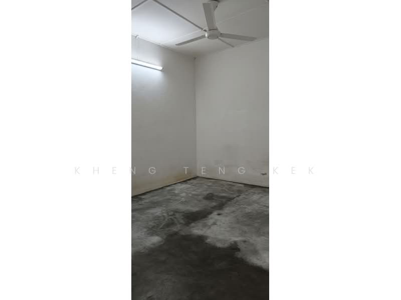 Rumah Teres 1 Tingkat untuk Disewa di Taman Chai Leng (Perai) - Kheng Teng Kek - Bedroom - PropertyGuru.com.my