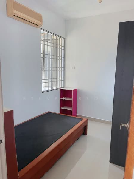 Apartment for Sale at Desa Bistari - Steven Seow - Bedroom - PropertyGuru.com.my