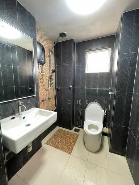 Apartment for Sale at Seri Puri - Yanis Cheong - Bathroom - PropertyGuru.com.my