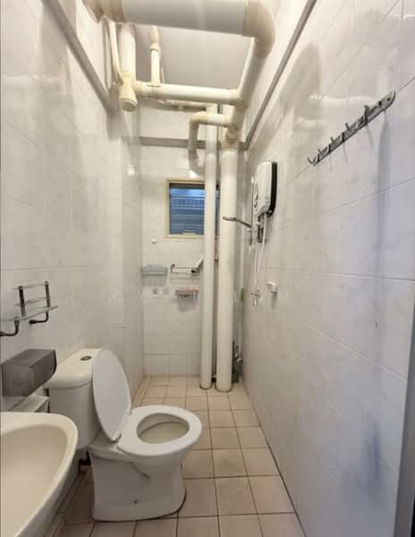 Condominium for Rent at Bintang Mas - Coyi Lim - Bathroom - PropertyGuru.com.my