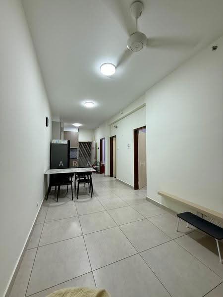 Kediaman Servis untuk Disewa di Residensi Rimbun @ Canopy Hills - Sarah Chee - Corridor - PropertyGuru.com.my
