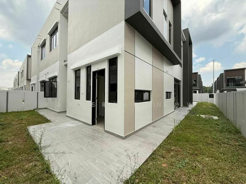 Semi-Detached House for Sale in Taman Sutera Utama (Skudai) - SASER TAN. - Exterior - PropertyGuru.com.my