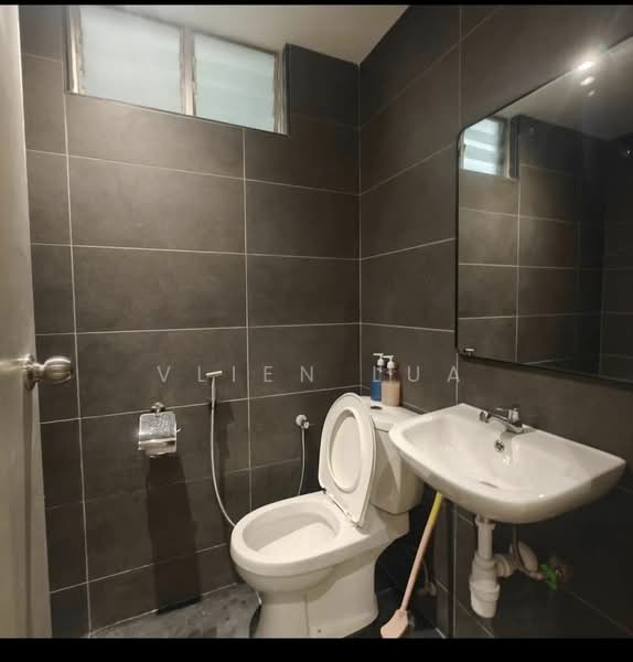 Service Residence for Rent at Midas @ Seri Alam - Vlien Lua - Bathroom - PropertyGuru.com.my