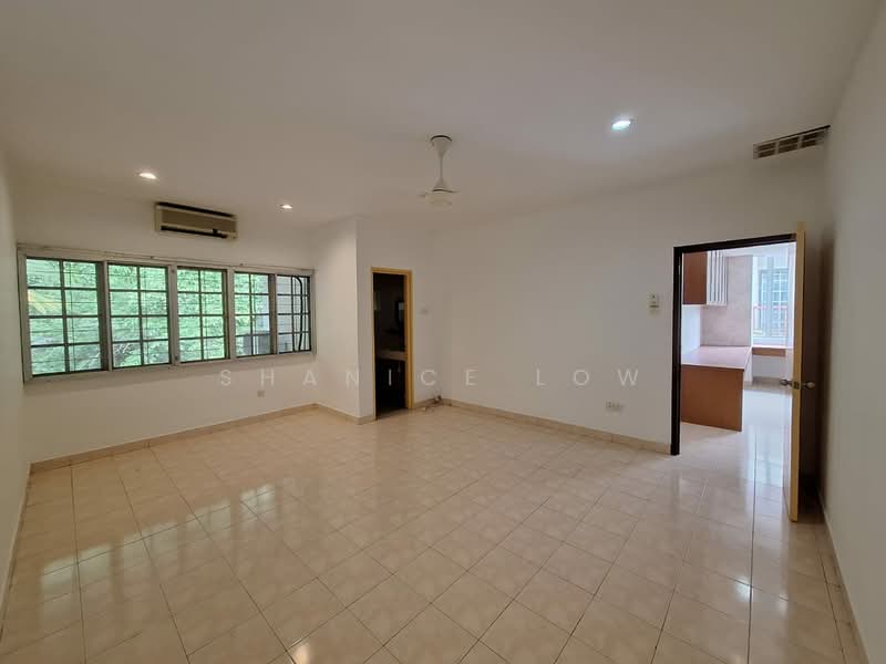 Bandar Bukit Puchong 2 untuk Untuk Dijual - RM 1,300,000, Apr 2026 - Living Room - PropertyGuru.com.my