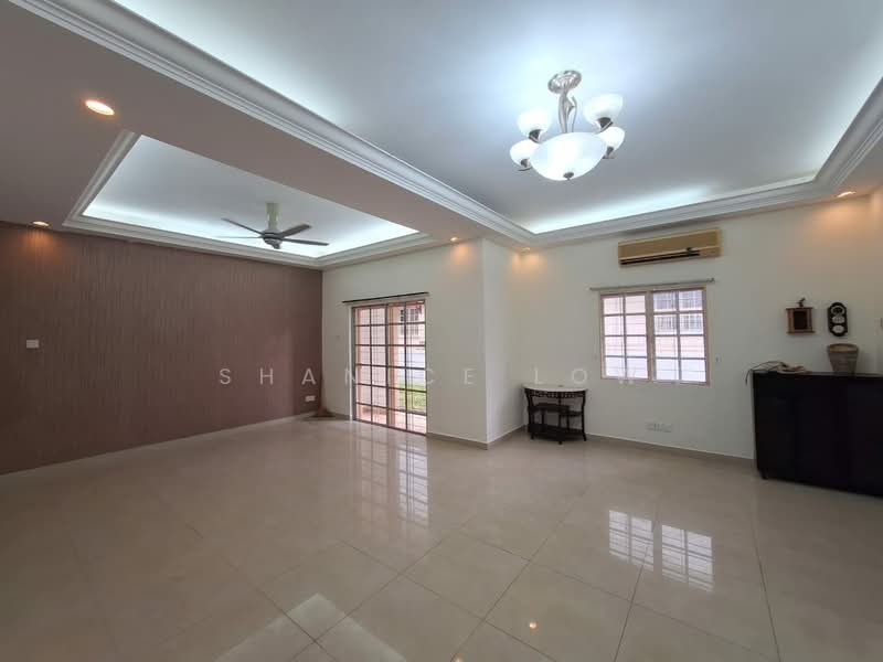 Bandar Bukit Puchong 2 untuk Untuk Dijual - RM 1,300,000, Apr 2026 - Living Room - PropertyGuru.com.my
