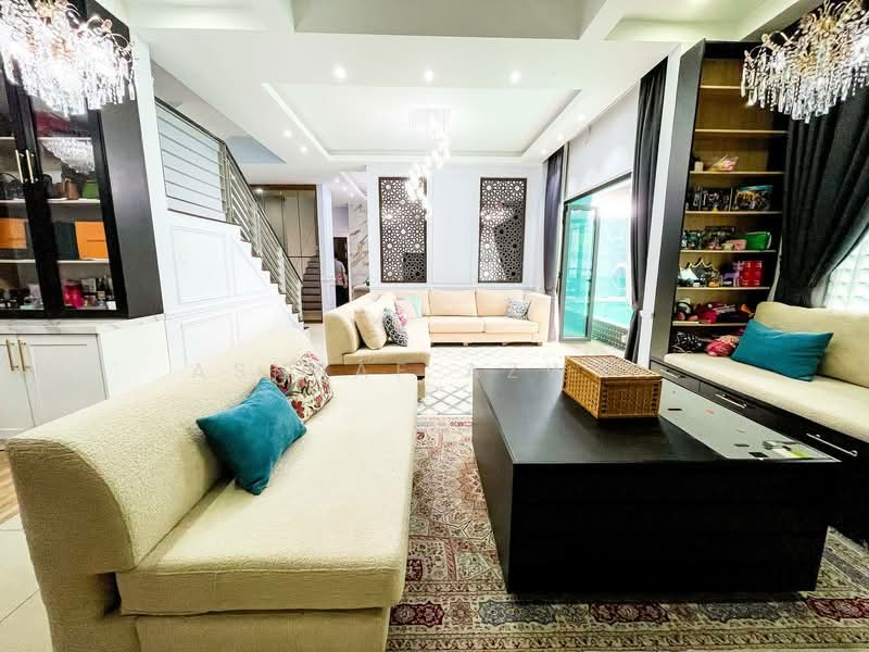 Semi-Detached House for Sale in Kajang (Selangor) - Ashraf Azwan - Living Room - PropertyGuru.com.my