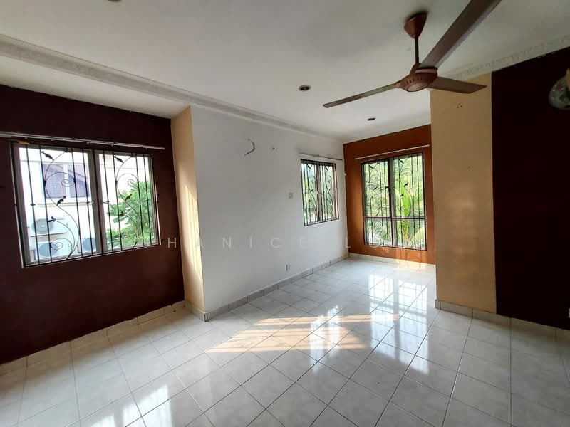 Bandar Bukit Puchong 2 untuk Untuk Dijual - RM 1,050,000, Apr 2026 - Living Room - PropertyGuru.com.my