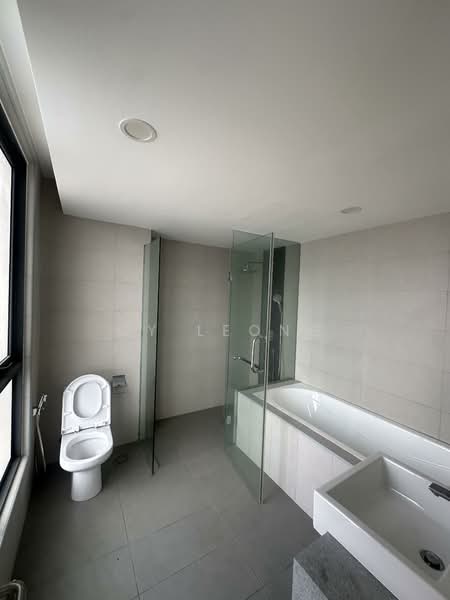 Sfera Residency untuk Untuk Dijual - RM 690,000, Apr 2026 - Bathroom - PropertyGuru.com.my