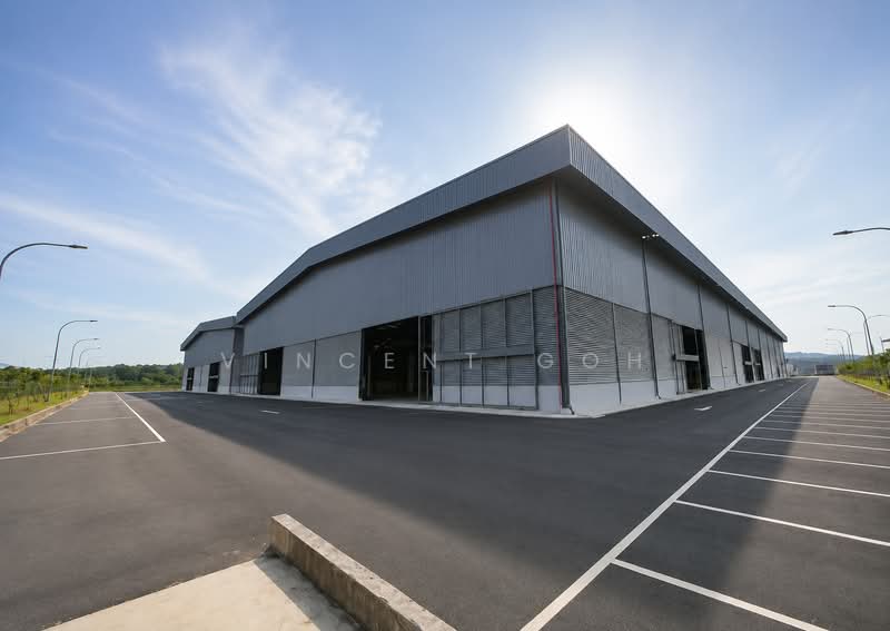 Factory for Rent in Bandar Enstek (Negeri Sembilan) - Vincent Goh - Exterior - PropertyGuru.com.my
