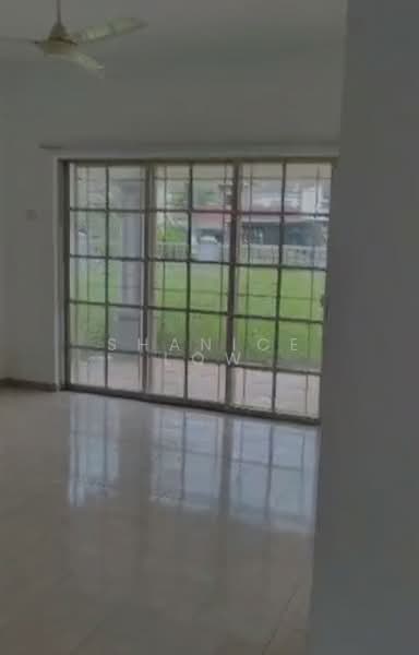 Bandar Bukit Puchong 2 untuk Untuk Dijual - RM 1,090,000, Apr 2026 - Living Room - PropertyGuru.com.my