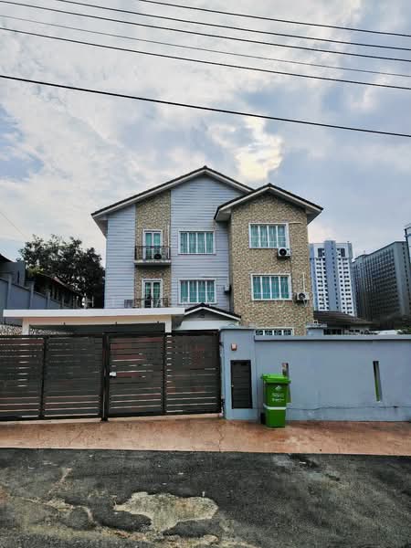 Bungalow for Sale in Jalan Klang Lama (Old Klang Road) (Kuala Lumpur) - Hilary Low - Exterior - PropertyGuru.com.my