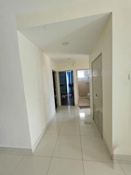 Condominium for Sale at Pine Residence - Caryn Hum - Corridor - PropertyGuru.com.my